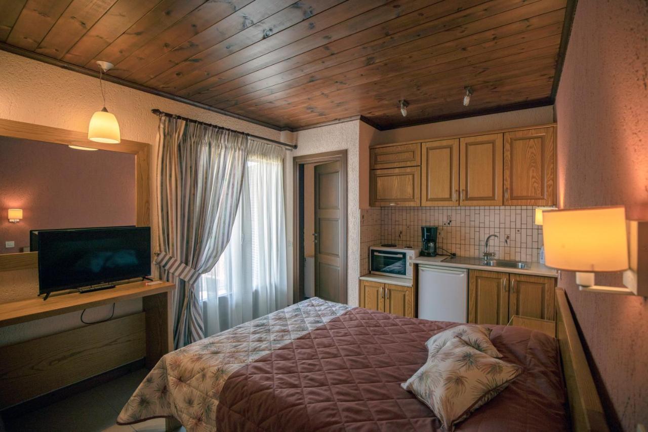 Asimina Guesthouse, Eptalofos Parnassos Kültér fotó